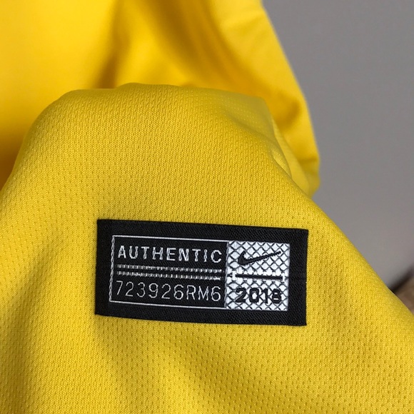 Nike Brazil 2018 Stadium Home Soccer Jersey - Picture 7 of 9